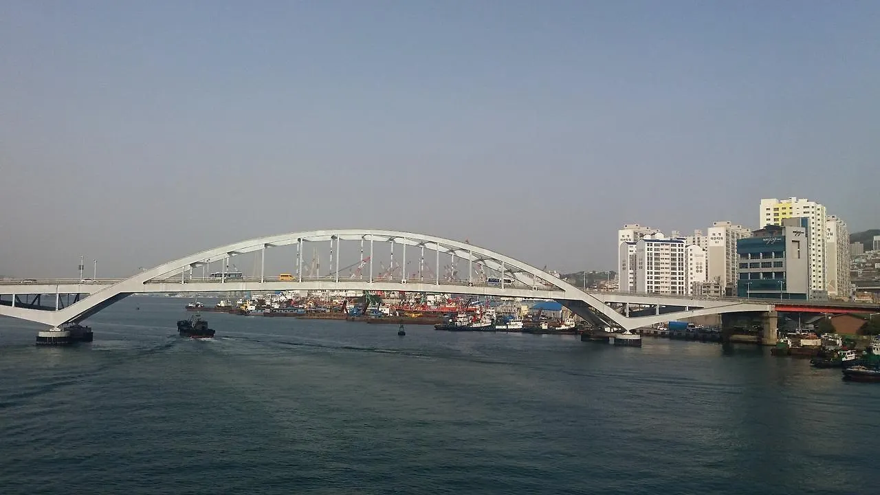 Silk Road Hostel Busan 0*,